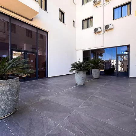 Apartman Dori *